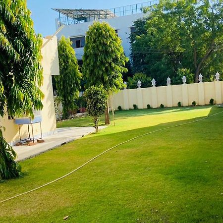 saket guest house jaipur Extérieur photo