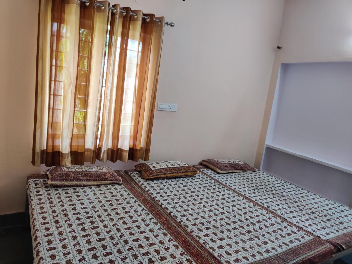 saket guest house jaipur Chambre photo
